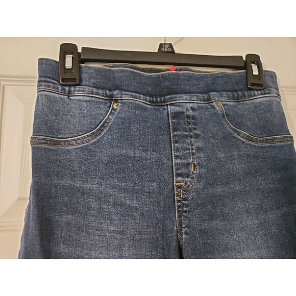 New M 28x28 SPANX Soft Blue Denim High Rise Pull On Shaping Stretch Hem Jeans - Picture 3 of 9